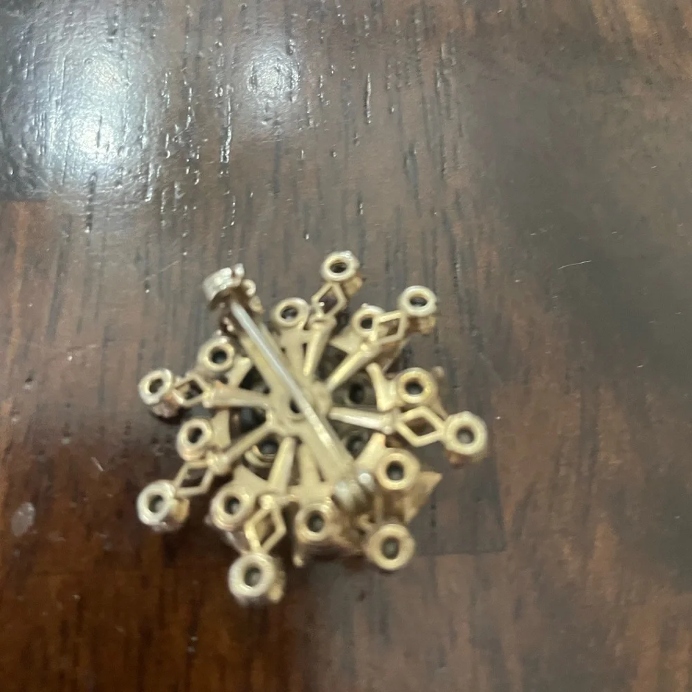 Pin set - Picture 4 of 4